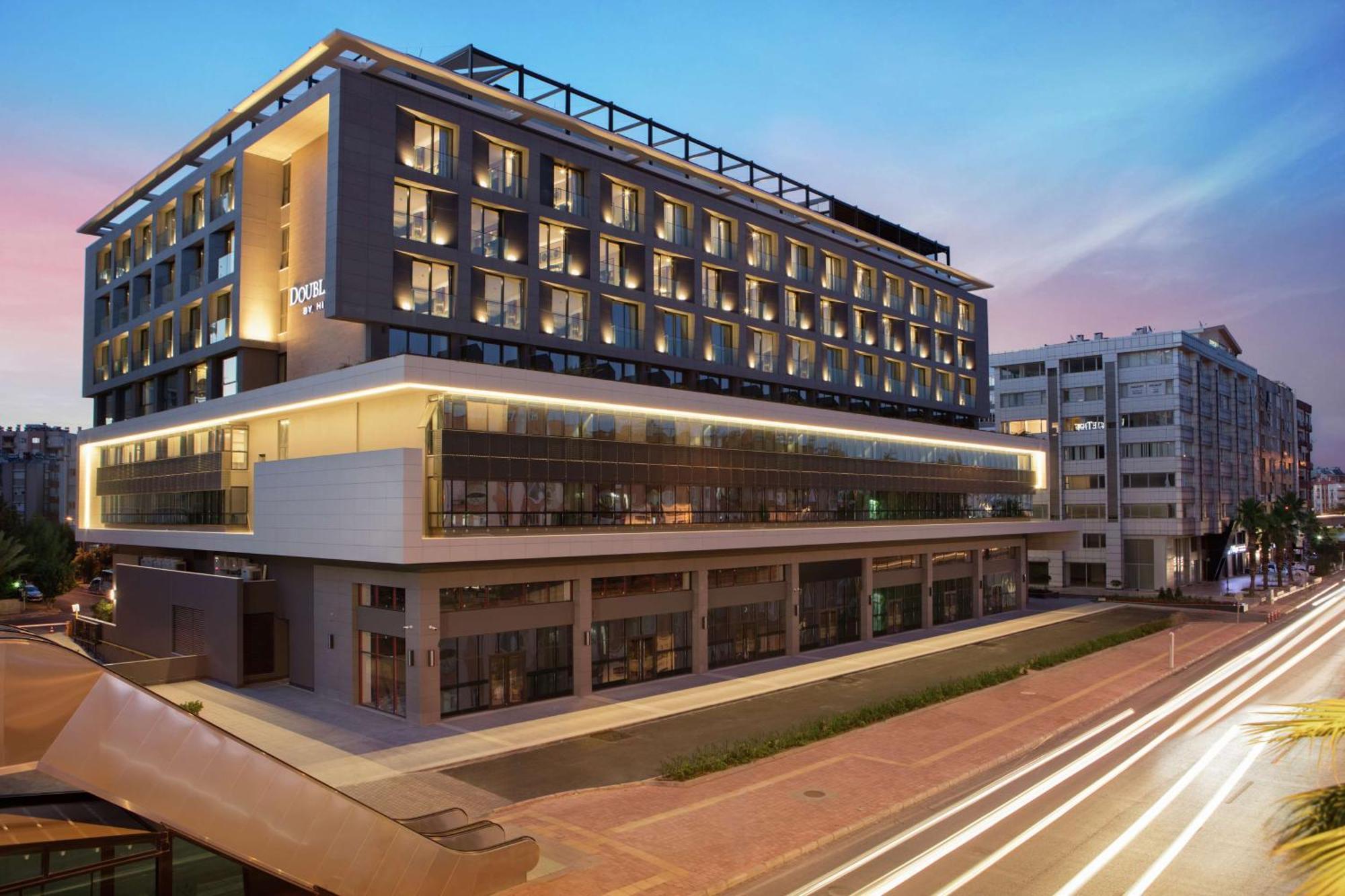 Doubletree By Hilton Antalya City Centre Exterior photo